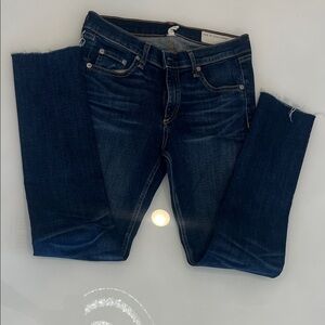 Rag & Bone Dark Indigo Skinny Jeans. Size 28. Excellent condition!!